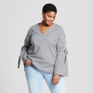 Ava & Viv Black Gingham V Neck Bell Sleeve Top